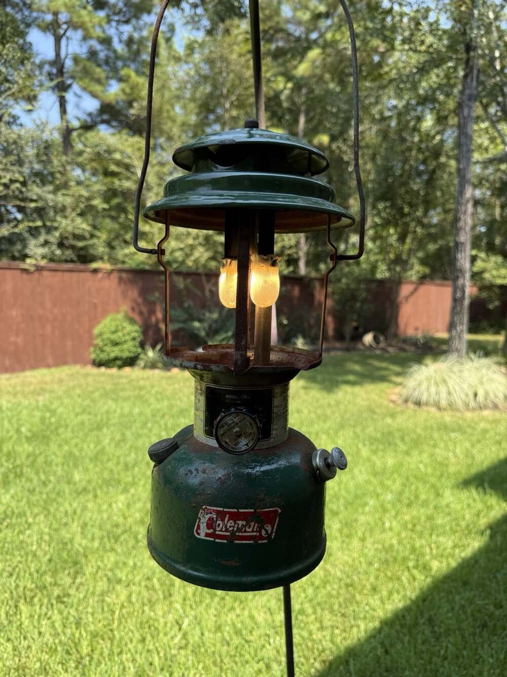 Vintage Coleman 220J Lantern 01-78 Tested And Working (no globe)